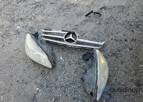 2010 Mercedes-Benz C 300 from USA, damaged, VIN WDDGF5EB7AR098225